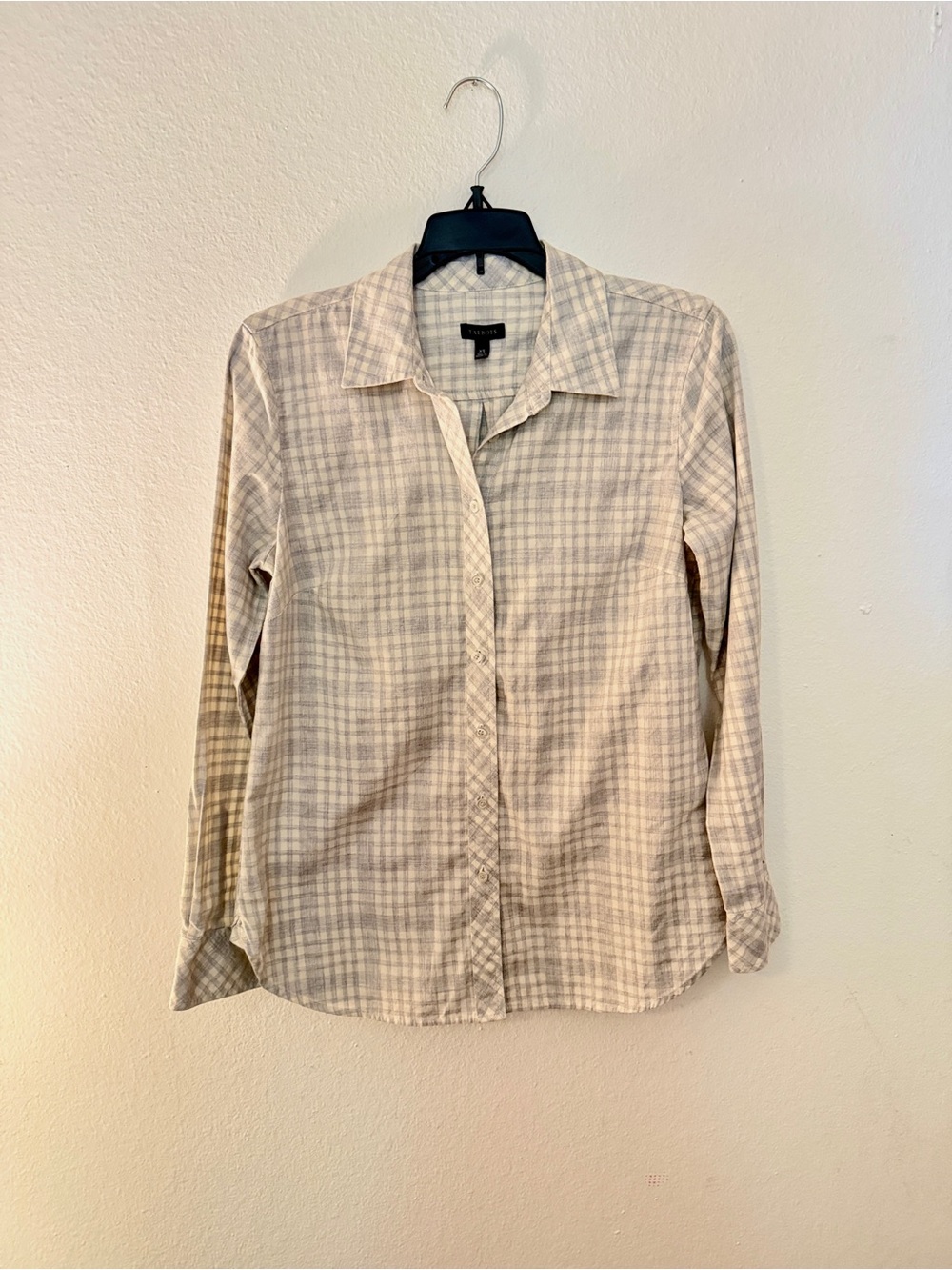 TALBOTS PENCIL PLAID BUTTON FRONT SHIRT with silver thread Size XS